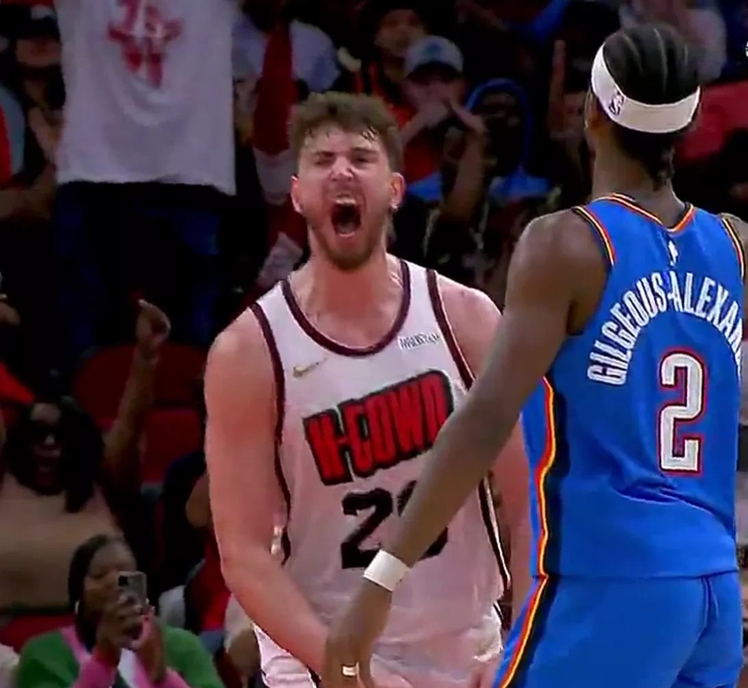 休斯敦火箭训练开放日;加时末段伤情更新引欢呼;英超在即;高层口径保持一致(休斯敦火箭队比赛) 休斯敦火箭训练开放日;加时末段伤情更新引欢呼;英超在即;高层口径保持一致(休斯敦火箭队比赛)