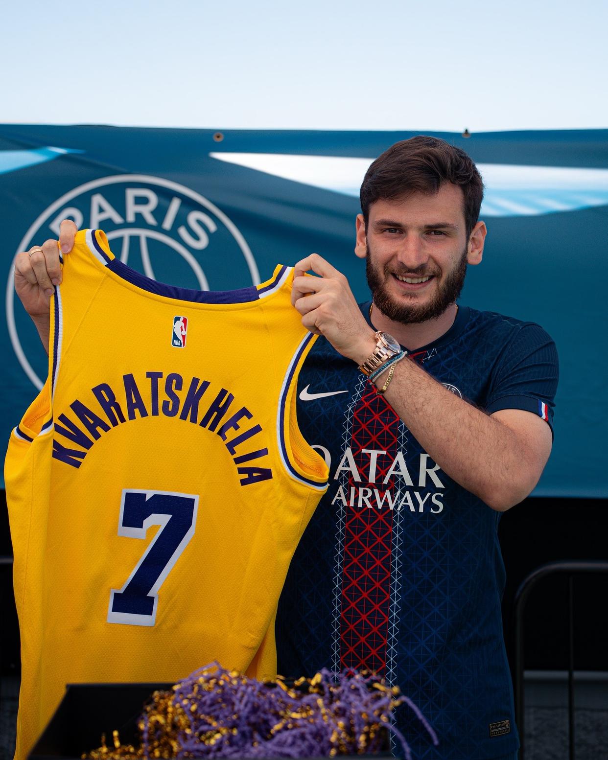 欧超杯赛程吃紧，洛杉矶湖人清晨强势反弹，气氛紧张，资深球员宣示担当(欧冠全部赛程)-开云体育官网