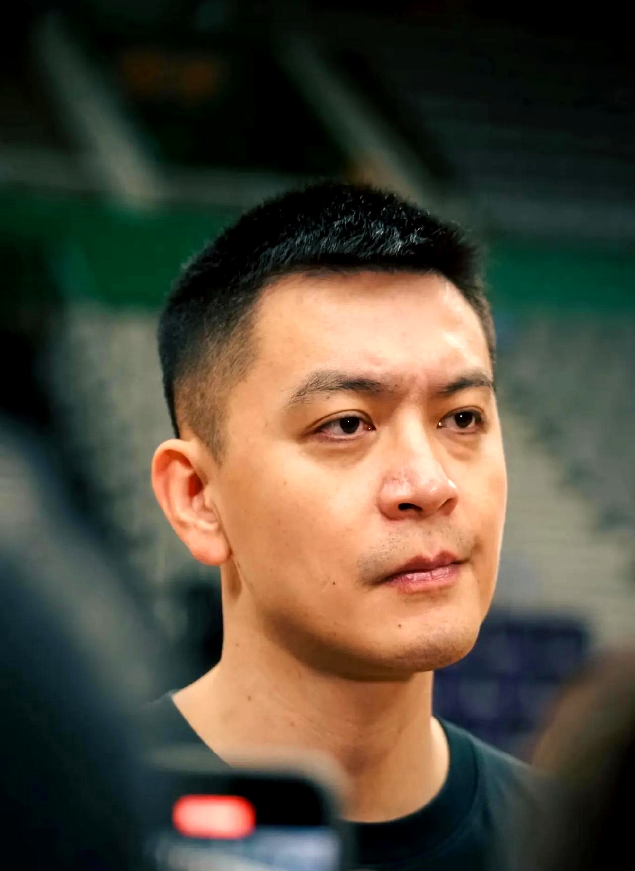 荷甲窗口期走向成谜，广厦男篮手感冰凉，球迷炸锅，数据趋势出现新变化的简单介绍-开云体育官网