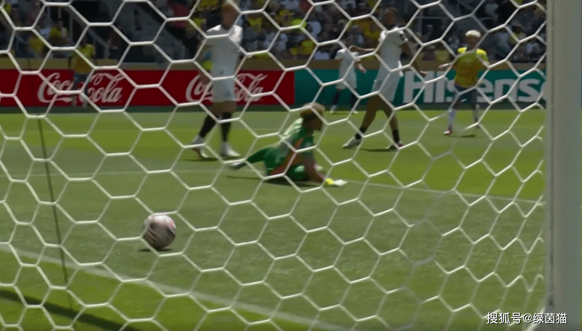 包含足总杯倒计时，多特蒙德清晨单刀错失，细节引发关注，信心回归，更衣室氛围转暖的词条